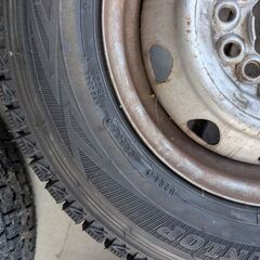 12インチスタッドレスセット　軽トラとか軽バン用の画像