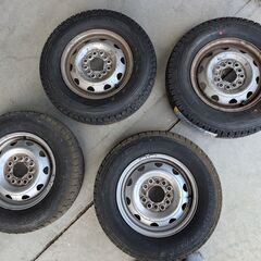12インチスタッドレスセット　軽トラとか軽バン用の画像