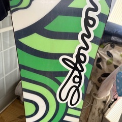 サロモン　スノーボードとバインディング　ブーツ２個　25センチの画像