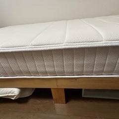 ニトリ　シングルベッドの画像