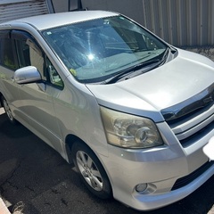 トヨタ　ノア‼️4WD 車検付き‼️の画像