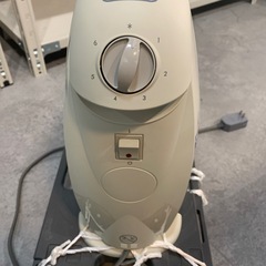 【ジモティー割】デロンギ　オイルヒーター（ID1667）の画像