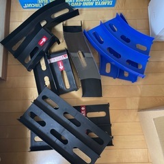 タミヤミニ四駆 コース　オーバルホームサーキット 立体レーンチェンジタイプ（ライトグリーン/ブルー） の画像