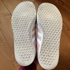 ⭕️adidas★24cm★ベビーピンクのスニーカーの画像