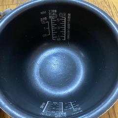 象印 炊飯器 圧力IH式 極め羽釜 5.5合 NP-S1000BKの画像