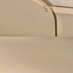 ニトリ 折りたためる突き板棚付きテーブルの画像