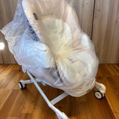 Combiコンビ ネムリラ おやすみ&チェア ハイローチェア　手動の画像