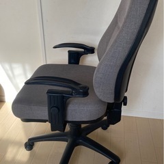 オフィスチェアの画像