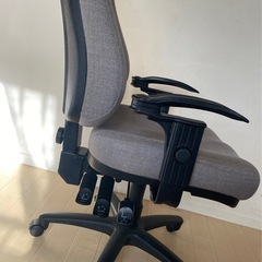 オフィスチェアの画像