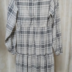 LOVETOXIC チェック柄ひざ丈ワンピース 長袖の画像