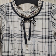 LOVETOXIC チェック柄ひざ丈ワンピース 長袖の画像