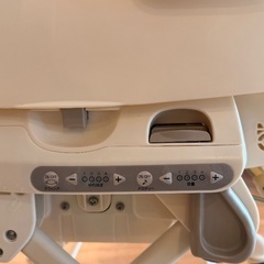 コンビ　電動ハイローチェア　ハイ＆ロースウィングラック　フェアレットAUTO SWING EXの画像