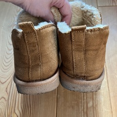 ⭕️スエードとファーのもこもこブーツ★22.5前後の画像