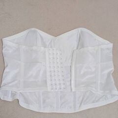 ウェディング　ブライダル用インナー　ビスチェ（大きいサイズ）の画像