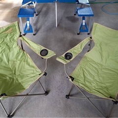 テーブルチェアセット　パラソル　キャンプチェアセットの画像