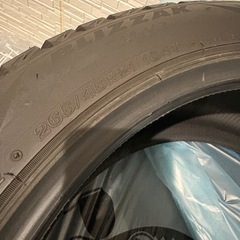 SUV用 スタッドレス 4本セット 265/45 R21 レクサスRX／ベンツGLEブリヂストン DM-V3 （ホイールなし）の画像