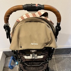 Aprica ベビーカーの画像