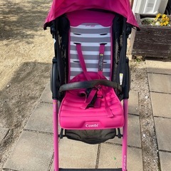 コンビ　ベビーカー F2　軽量の画像