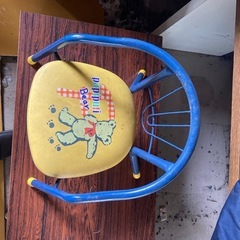 子供用椅子の画像