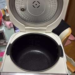 中古の炊飯器はまだ新品ですの画像