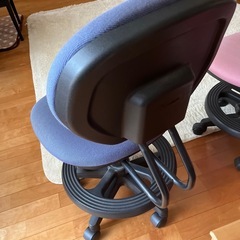 学習机の椅子ブルーの画像