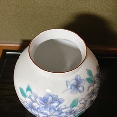 置き物　壺の画像