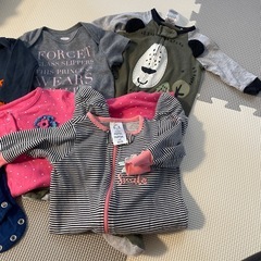 ベビーロンパース０ヵ月〜１８ヵ月まとめての画像