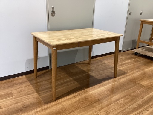 ダイニングテーブル【町田市再生家具】　252666