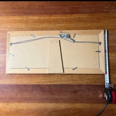 フレーム付きアート 3つのドライフラワーの画像