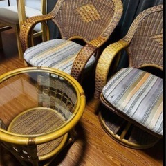 2人掛けと3人掛けソファの画像