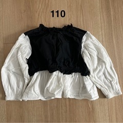 女の子用の服の画像