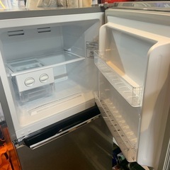 2021年製　ハイセンス　2ドア冷蔵庫　227L HR-B2302の画像