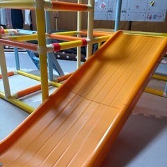 ジャングルジム。ベビージム。滑り台。の画像