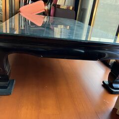 黒檀座卓テーブルの画像