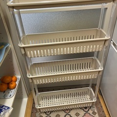隙間収納ワゴンの画像