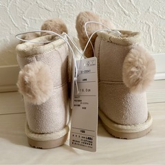ウサ耳　ムートンブーツ　16センチの画像