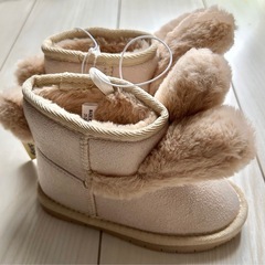 ウサ耳　ムートンブーツ　16センチの画像