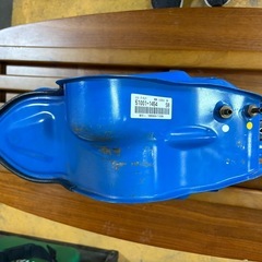 KLX250 Dトラッカー　ガソリンタンクの画像