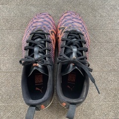 サッカー　スパイク　RUMAの画像