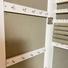 15日まで!!!ニトリアクセサリー収納ミラーの画像