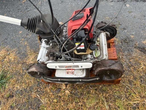 スパイダーモア　草刈り機