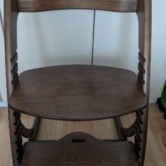 子供用の椅子の画像