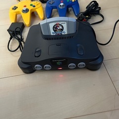 任天堂64本体＋コントローラー＋接続品＋RCA→HDMI変換器の画像