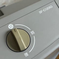 セラミックヒーター　電気ヒーター　温風ヒーター　セラミックファンヒーター　東芝の画像