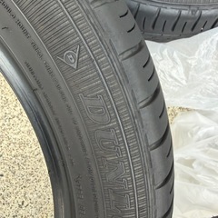 タイヤ　165/60R15   タイヤ4本のみの画像