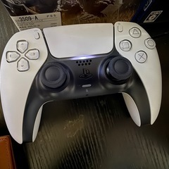 動作確認済】PS5 CFI-1200 本体 ソフト2本付き モンハンワイルズ / FF7 リバースの画像