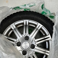 スタッドレスタイヤ　ホイール付き4本セットの画像