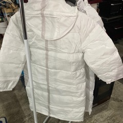 未使用　真っ白　防寒コート　165cm〜175cmの画像