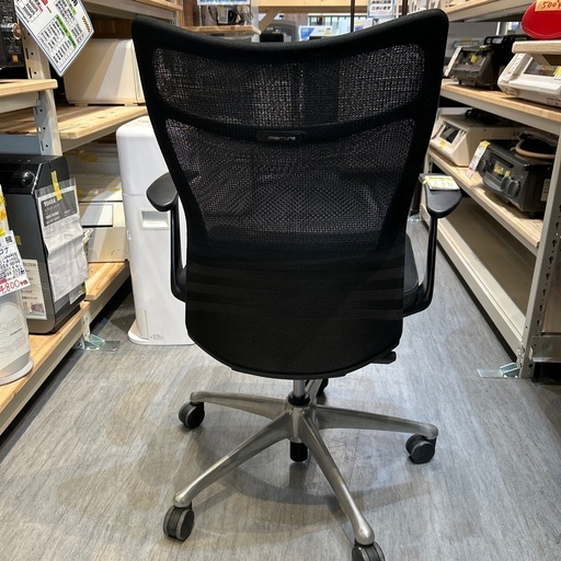 値下げしました‼️【オフィスチェア】【デスクチェア】【オカムラ】クリーニング済み【管理番号1214】知