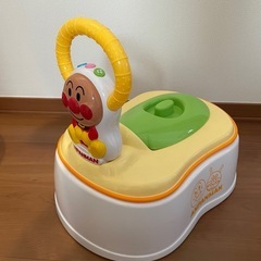 アンパンマンおまるの画像